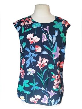 Talbots floral navy sleeveless blouse featuring a button-back closure